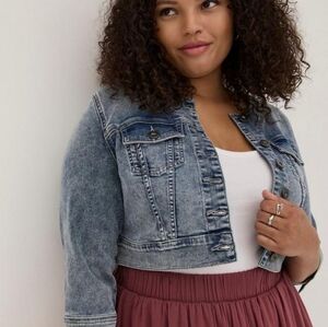 Torrid Cropped Denim Jacket - Light Wash size 1